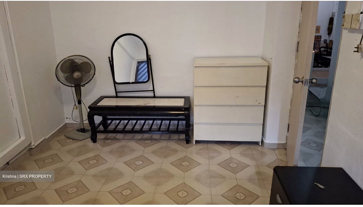 Blk 249 Jurong East Street 24 (Jurong East), HDB 3 Rooms #572648741